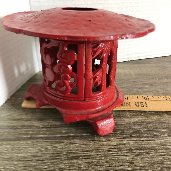 Vtg Red Heavy Cast Metal Lantern Decor - Picture 8 of 14